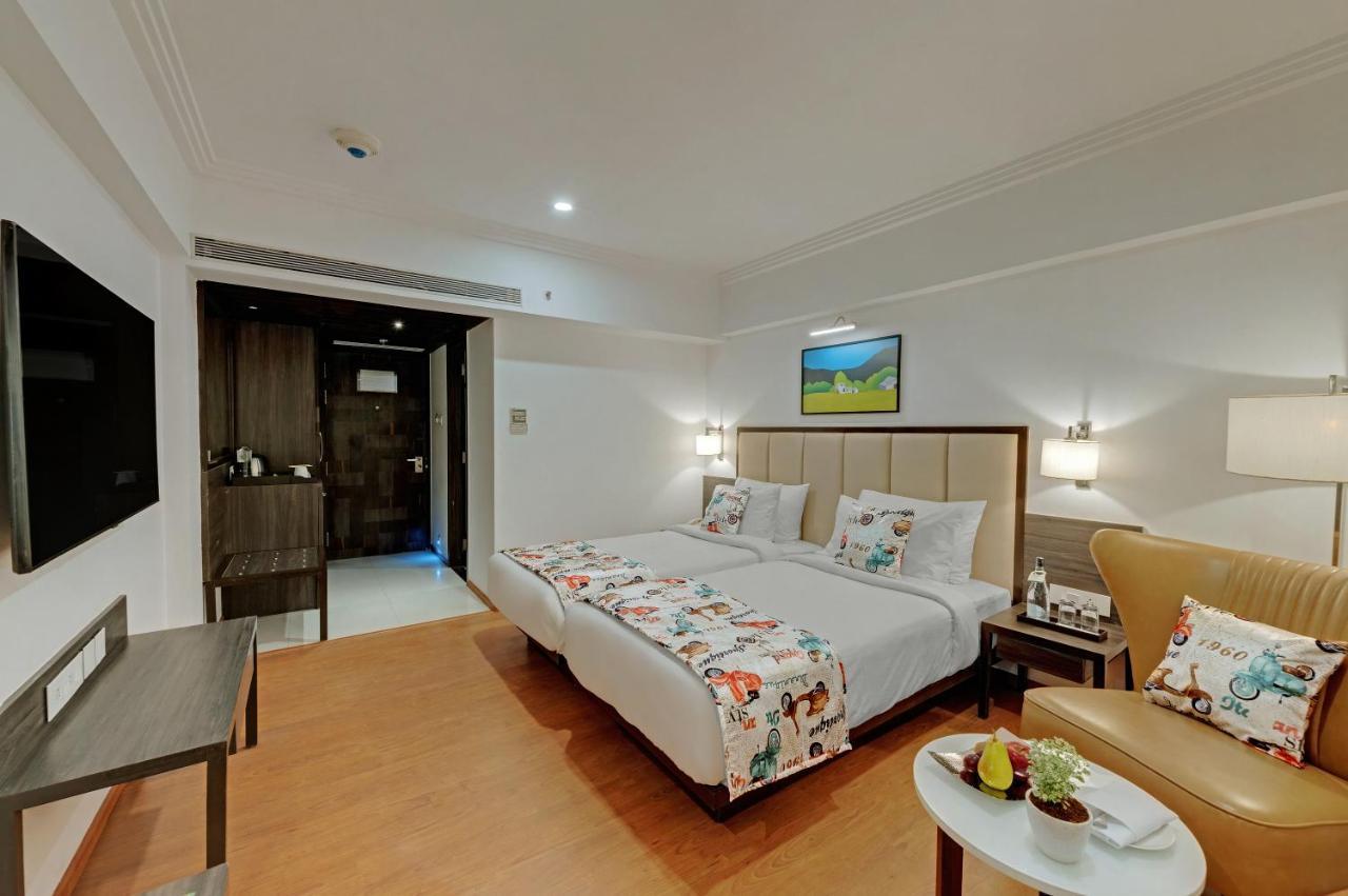 The Fern Residency Turbhe Hotel Nova Bombaim Exterior foto
