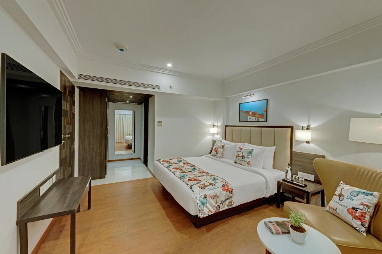 The Fern Residency Turbhe Hotel Nova Bombaim Exterior foto